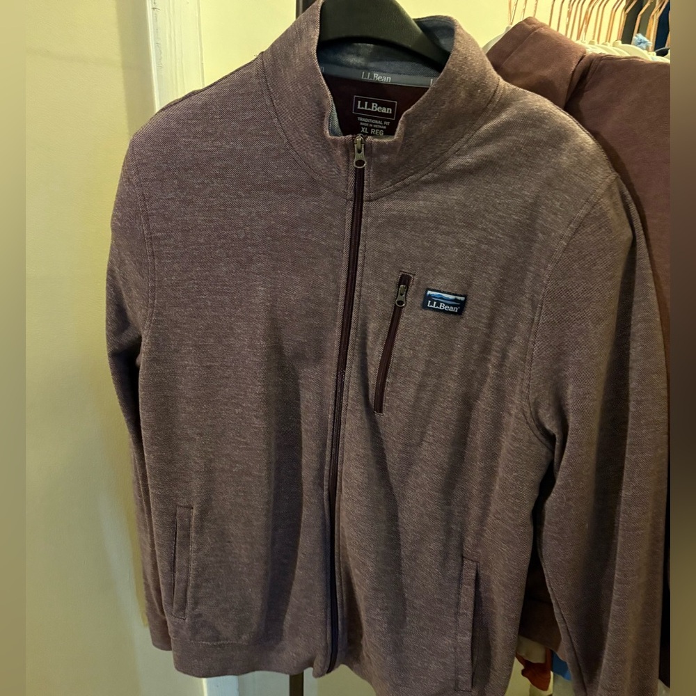 LL Bean men’s full zip maroon jacket